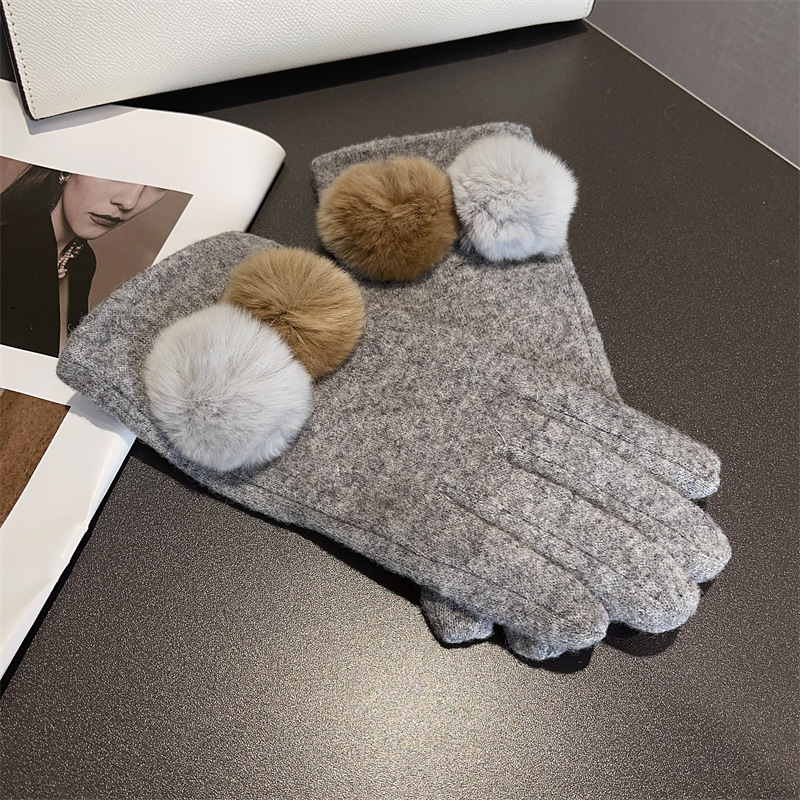 Sarung Tangan Wanita Wol Kotak - Wool Glove Lined ulasan dan harga